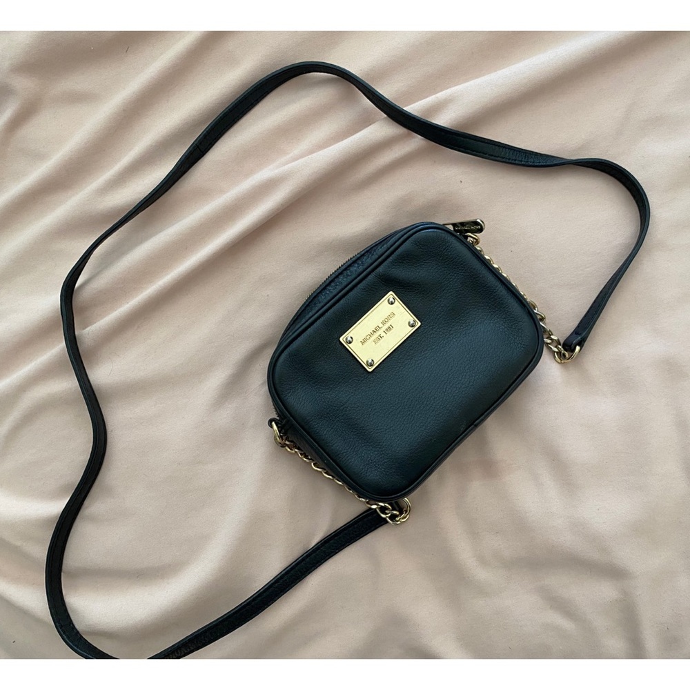 Michael Kors crossbody bag